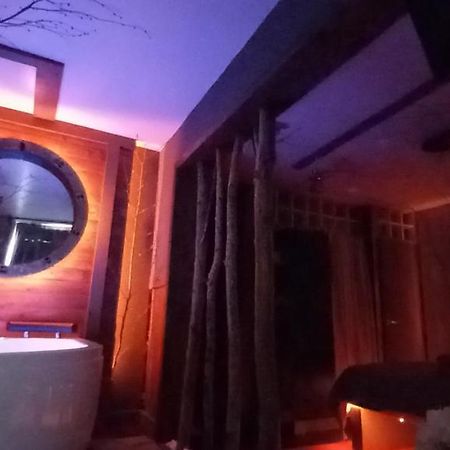 Francorchamps Guest House, Chambres Avec Ou Sans Jacuzzi Малмеди Екстериор снимка