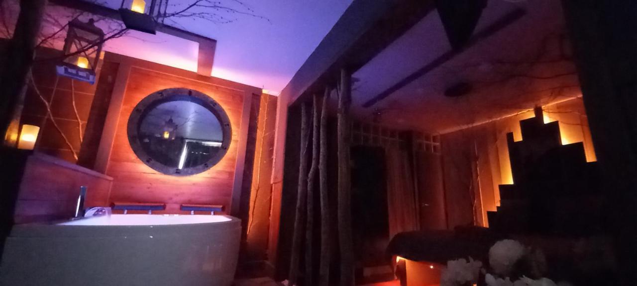 Francorchamps Guest House, Chambres Avec Ou Sans Jacuzzi Малмеди Екстериор снимка