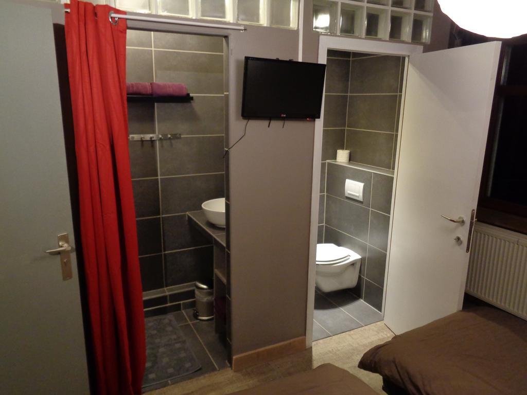 Francorchamps Guest House, Chambres Avec Ou Sans Jacuzzi Малмеди Екстериор снимка